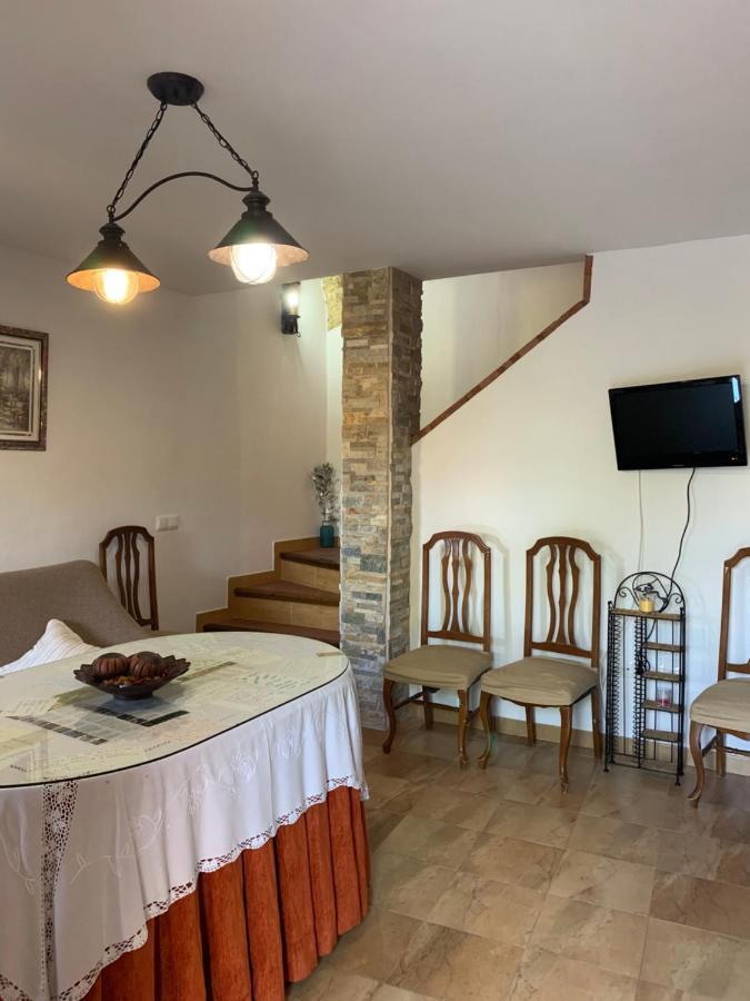 Gasthaus Casa Cueva "Las Calcetas" Setenil De Las Bodegas Exterior foto